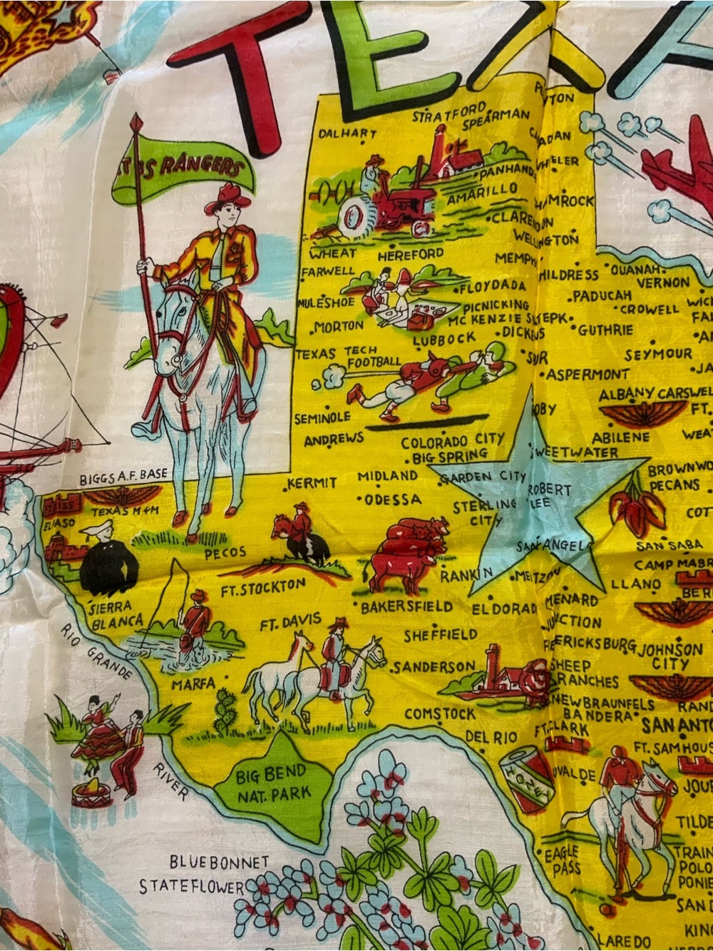 Vintage Texas scarf 1950’s beautiful detail All major tourist sights. - Picture 8 of 15